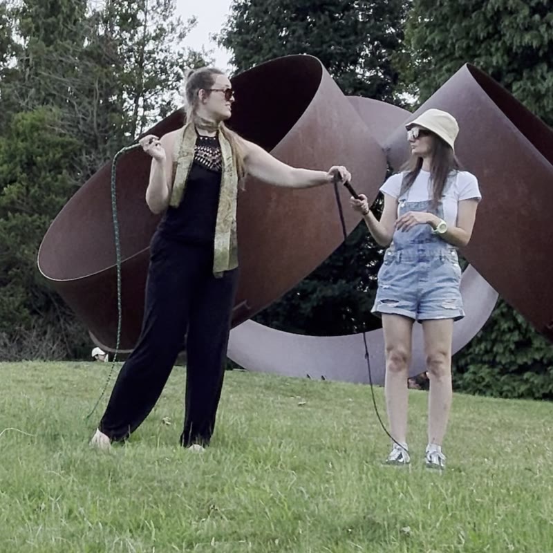 Jelena guiding a 1:1 whip session outdoors