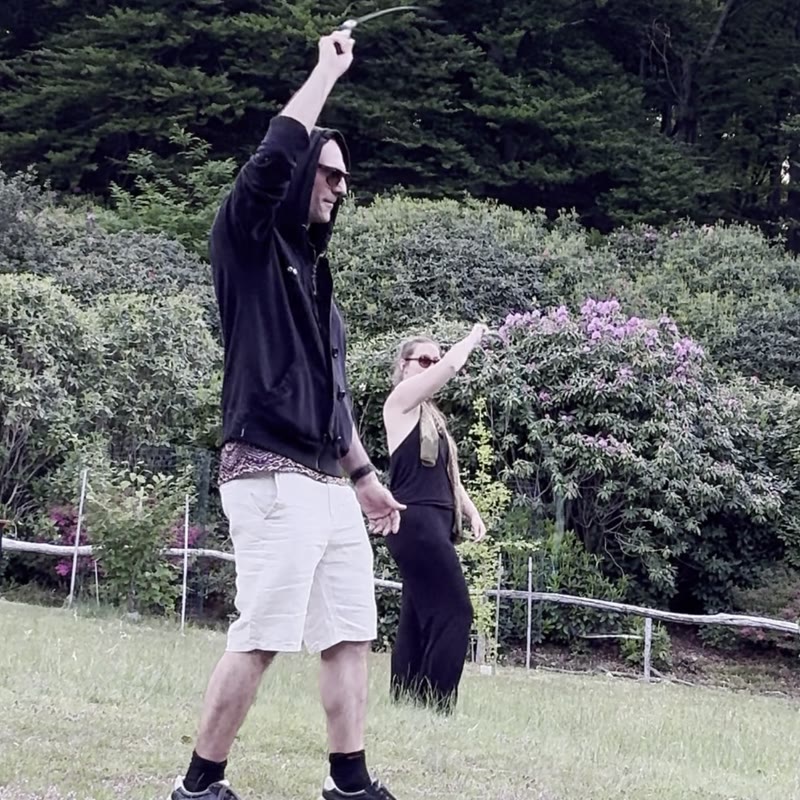 Reel: a 1:1 whip session with a male participant in Ticino